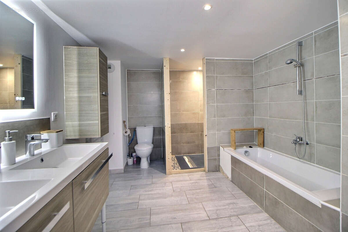 Maison à DRAGUIGNAN