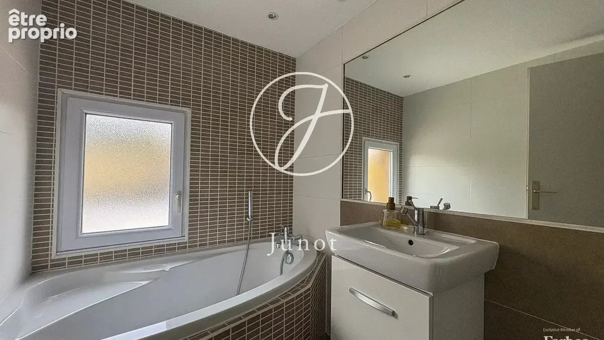 Villeneuve d’ascq – BRIGODE – Maison semi-plain-pied – 4 pièces - 108m² - 3 chambres – Terrasse – Jardin - garage - photo 7