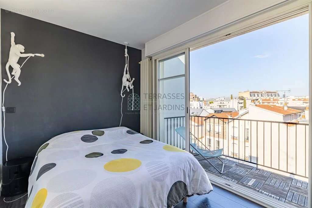 Appartement à ISSY-LES-MOULINEAUX
