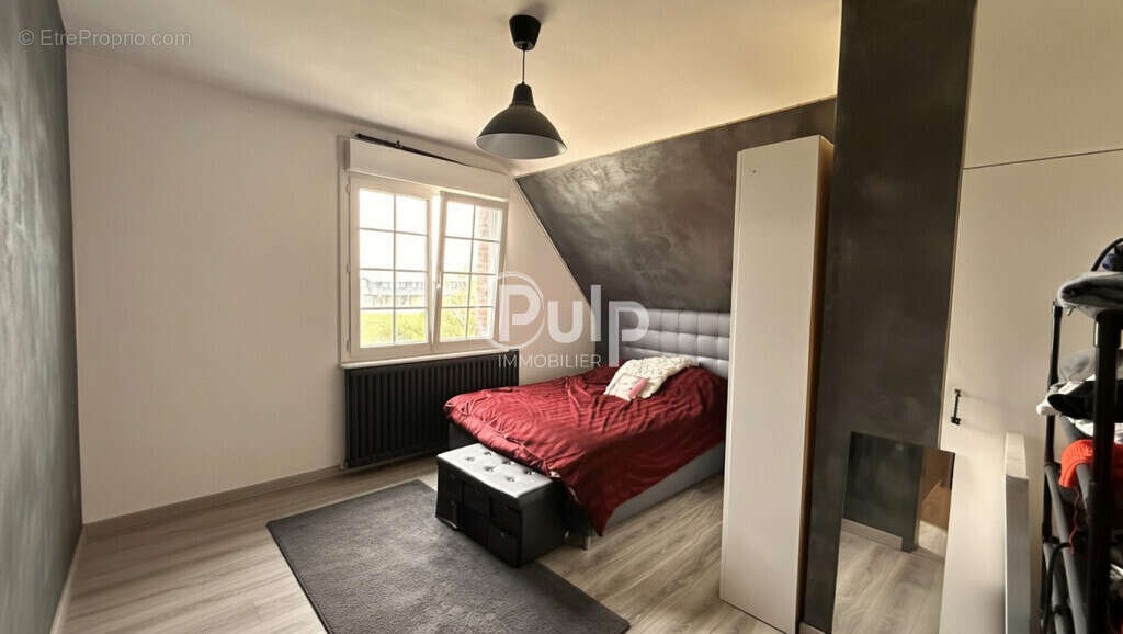 Maison à SIN-LE-NOBLE