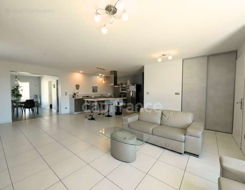 Maison à LUGON-ET-L&#039;ILE-DU-CARNAY