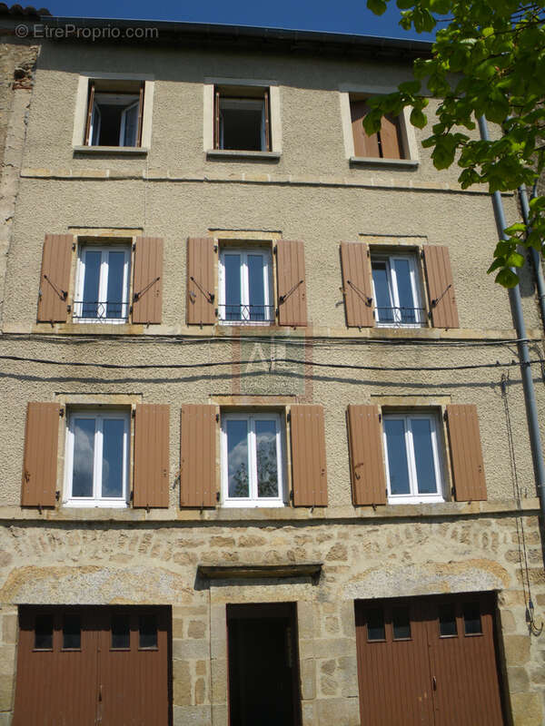 Immeuble de 3 appartement à Pradelles - photo 10