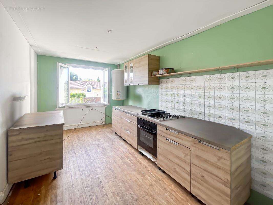  marsac-sur-l’isle – une maison familiale avec un beau potentiel ! - photo 6