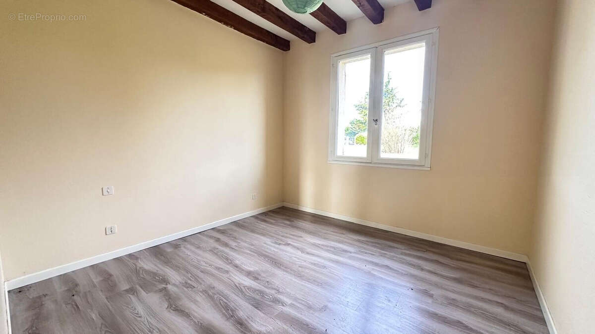 chambre 2 - bed room - Maison à FAUX