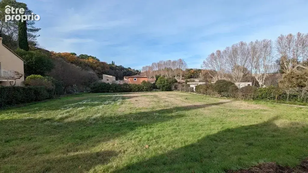 CARCES - Villa sur 3.691m² proche centre - photo 3