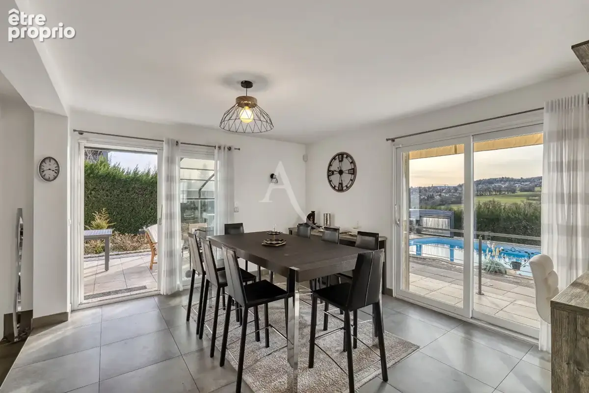 Maison saint-martin-bellevue  154m², (244 m² au sol) - photo 2