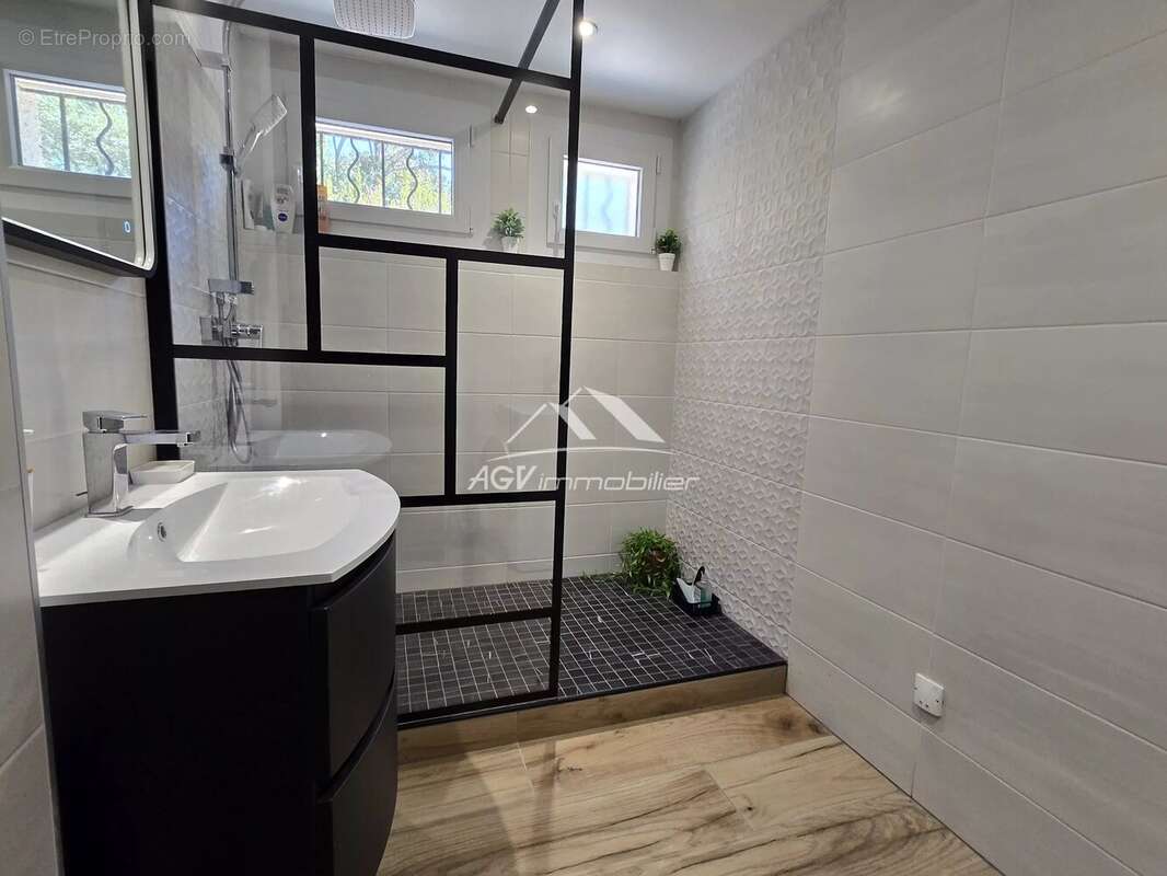 Maison proche Allègre les Fumades - photo 10