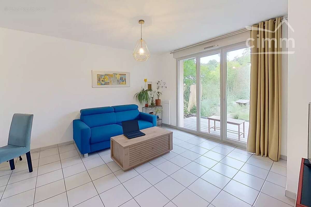 Maison à VAULX-EN-VELIN