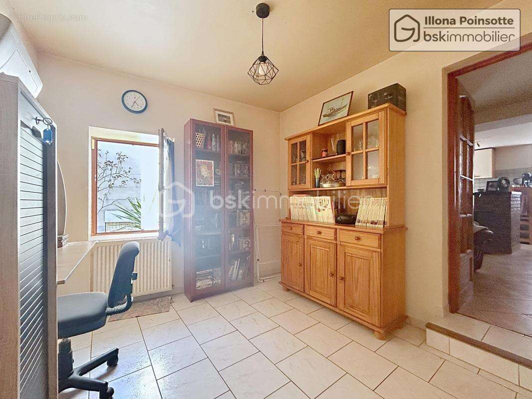 Maison 4 chambres de 106 m² à Tonnerre (Vaulichères) - photo 7