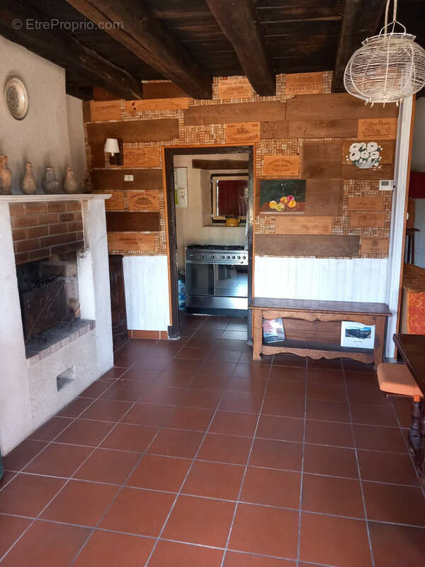 Maison à POUZY-MESANGY
