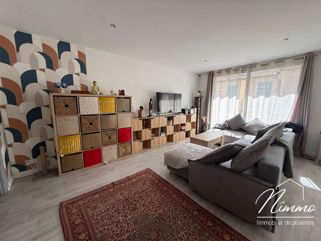 Appartement p4 refait a neuf proche centre ville avec stationnement et cave - photo 4