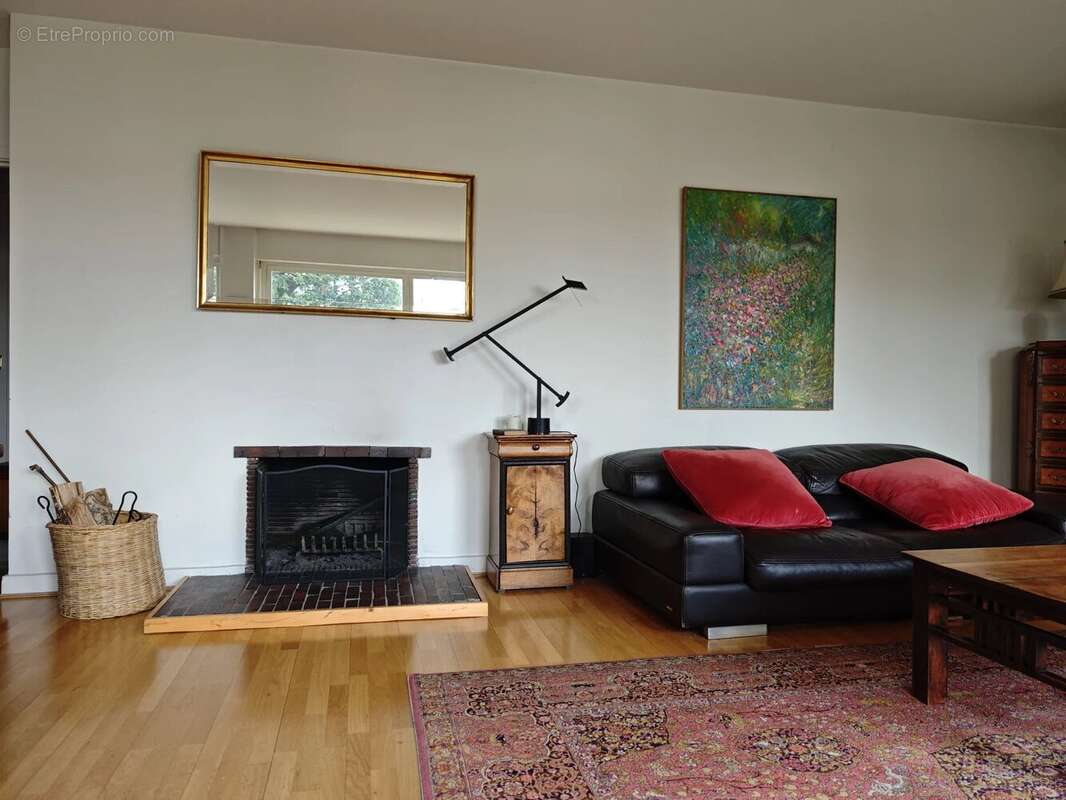 Appartement à CHAVILLE