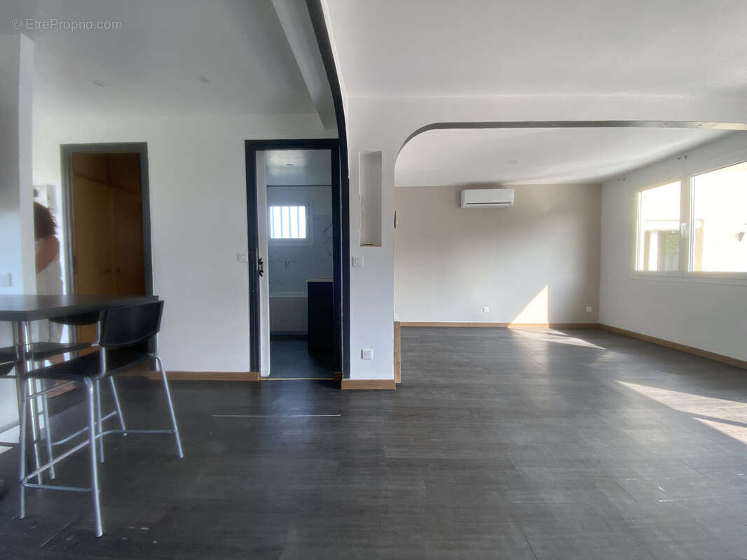 Maison à BU