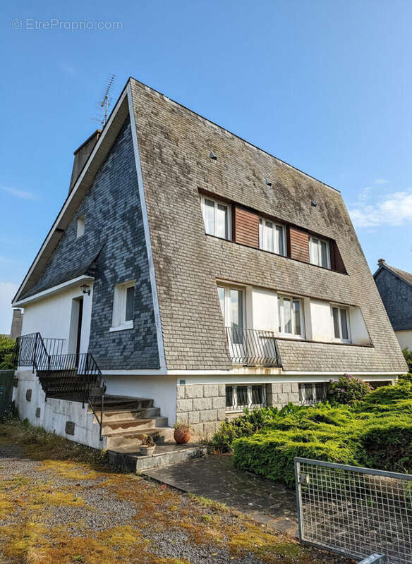 Maison à PLOERMEL