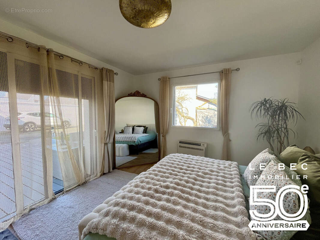 Maison 140 m² à Ploeren  - photo 8