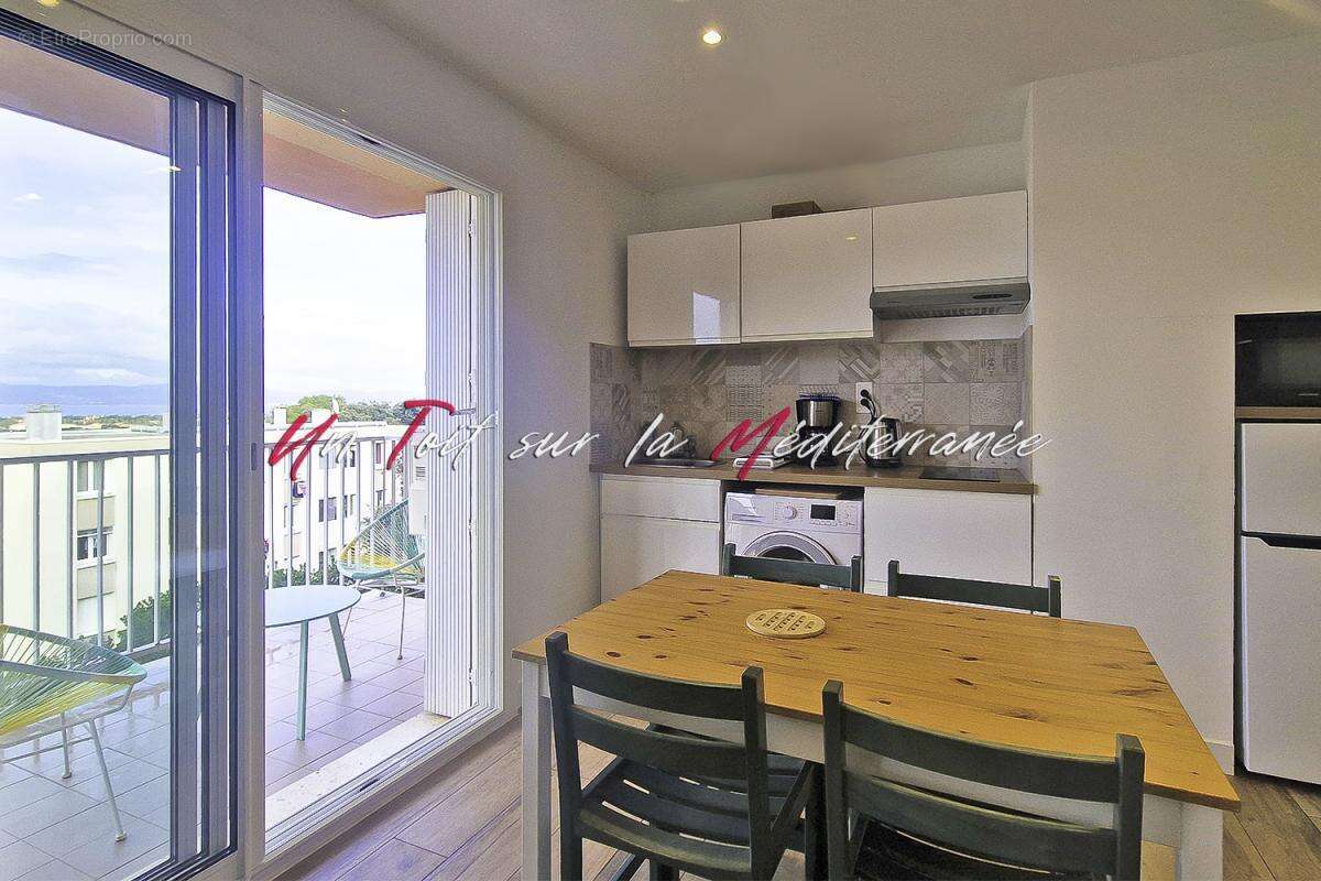 Appartement à HYERES