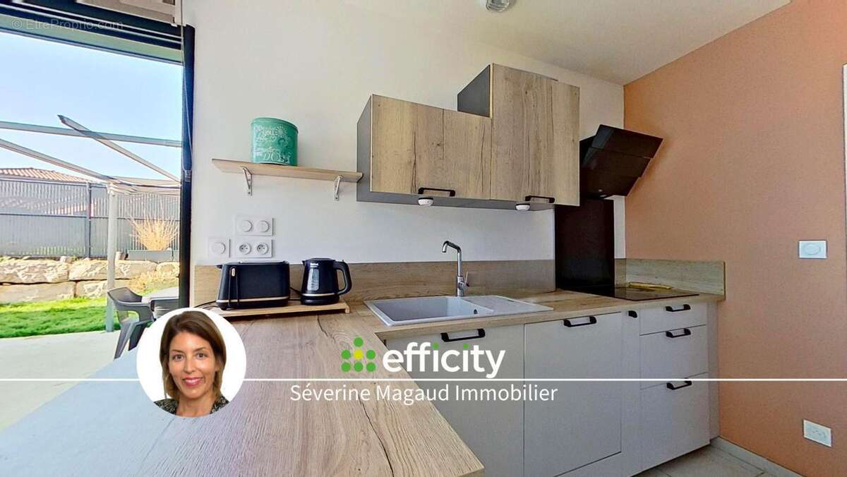 Maison à PONTCHARRA-SUR-TURDINE