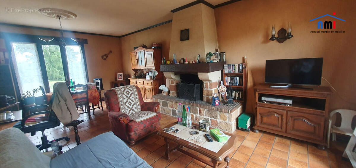 Maison à BELLOU-SUR-HUISNE