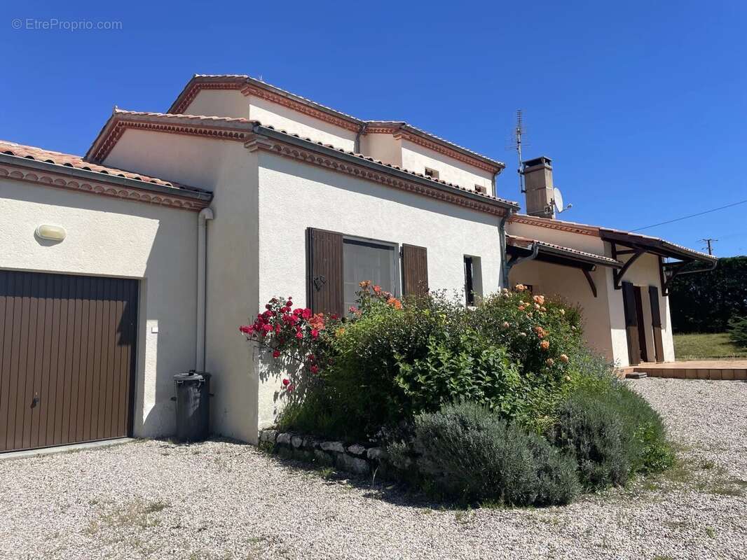 Maison à MONSEMPRON-LIBOS