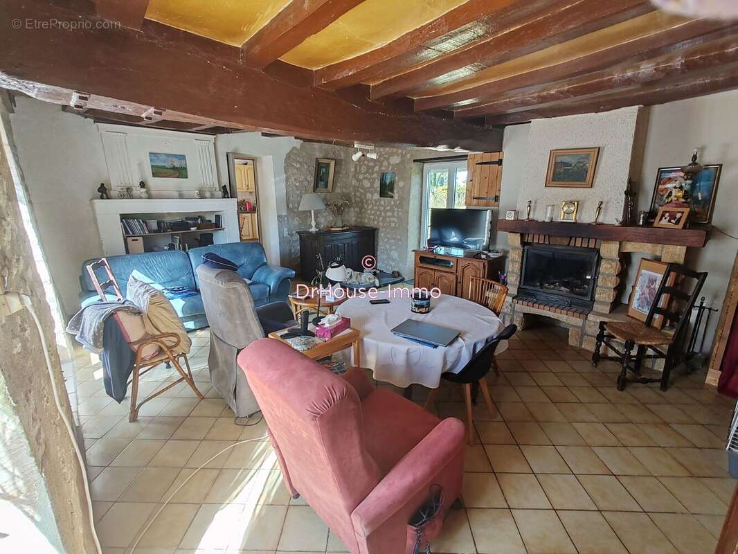 Maison 95 m² à Velleches  - photo 4