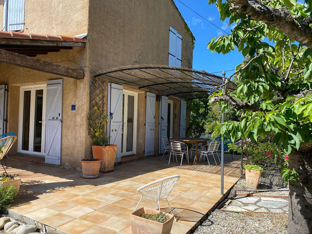 Maison à MOISSAC-BELLEVUE