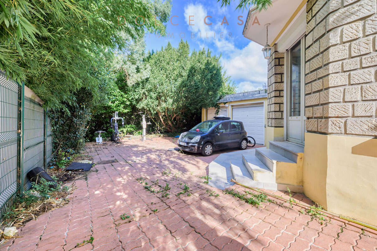 Maison à BRY-SUR-MARNE