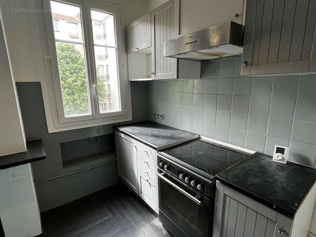 Appartement à COURBEVOIE