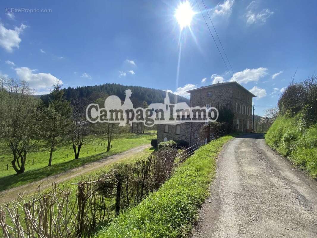 Maison à SAINT-VINCENT-DE-REINS