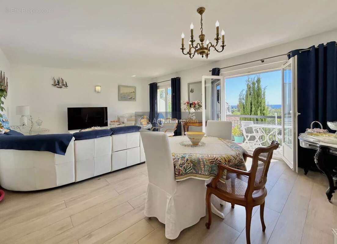 Appartement à FREJUS