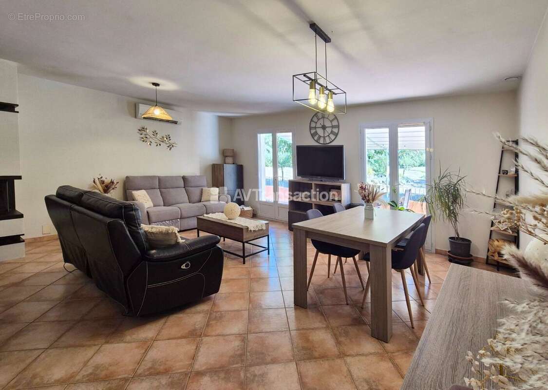 Maison 123 m² à Lorgues  - photo 4