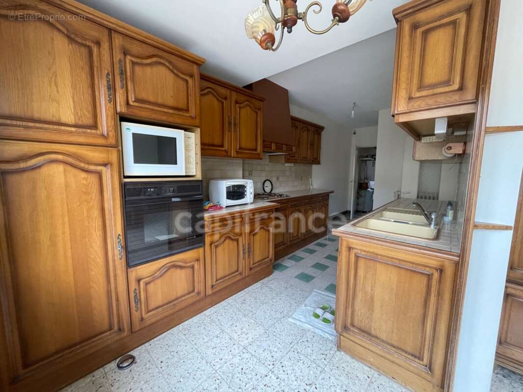 Maison de 117m2 - 3 chambres - 2 cours extérieures - proche des commerces à pieds à TONNEINS - photo 7
