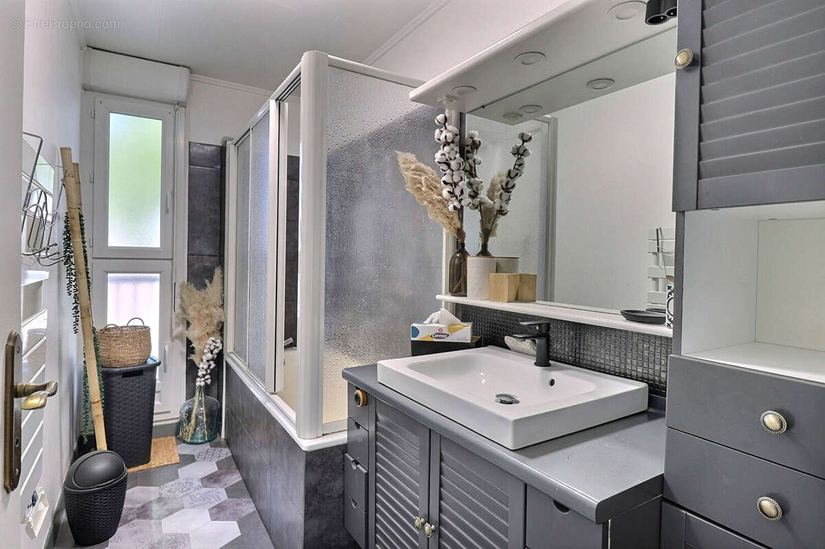 Appartement à SAINT-OUEN-L'AUMONE