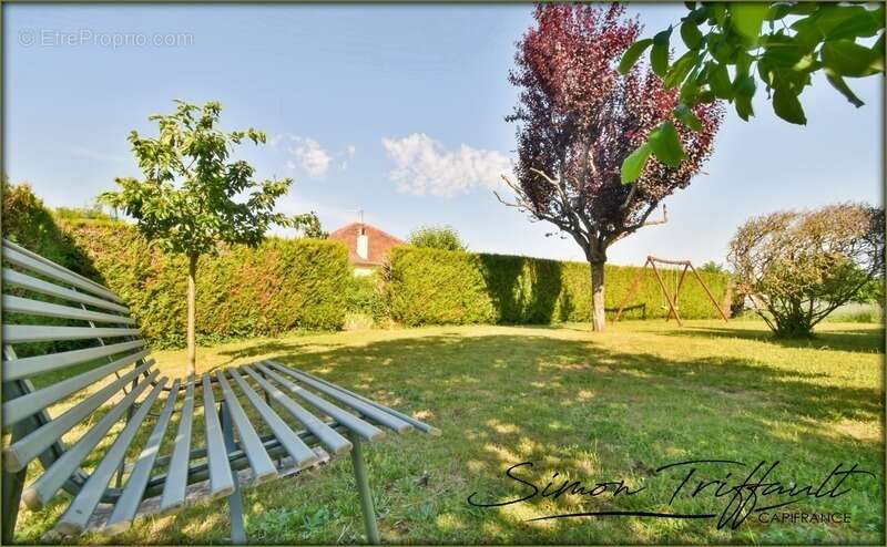 Maison à vendre 4 pièces MEZIERES SUR PONTHOUIN (72) - photo 3