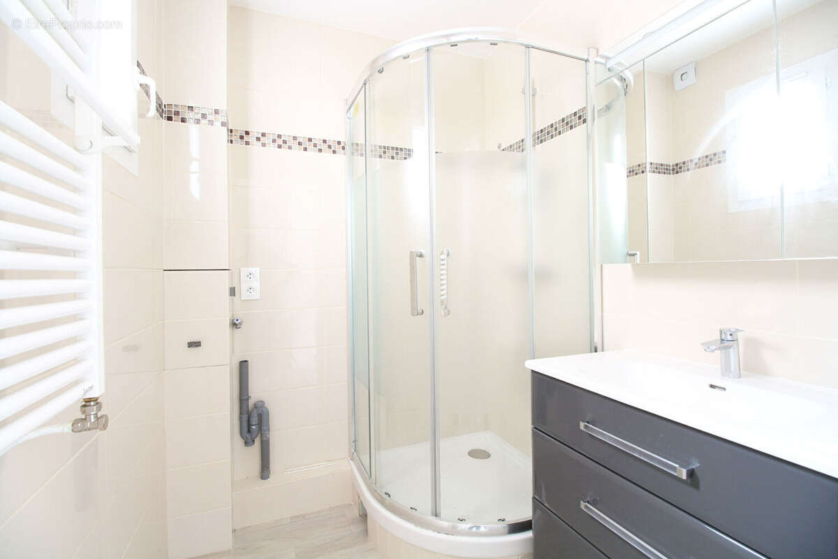 Appartement à COLOMBES