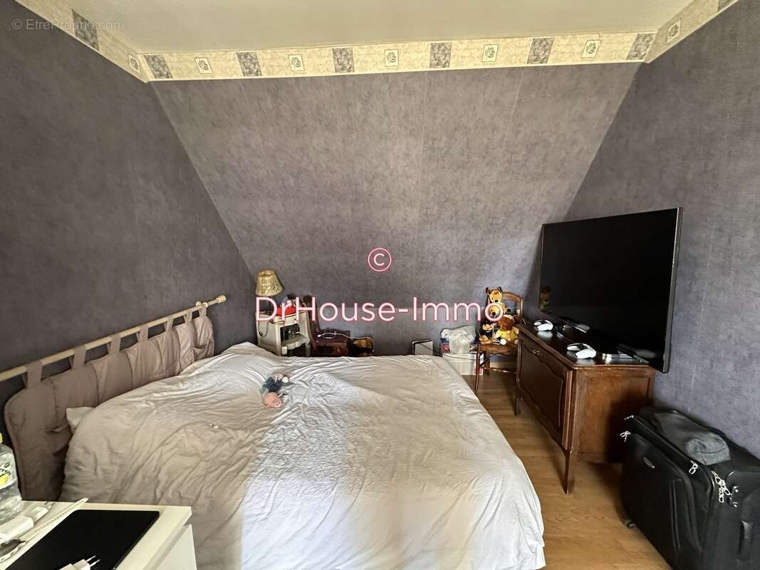 Maison à FLEURY-SUR-ORNE