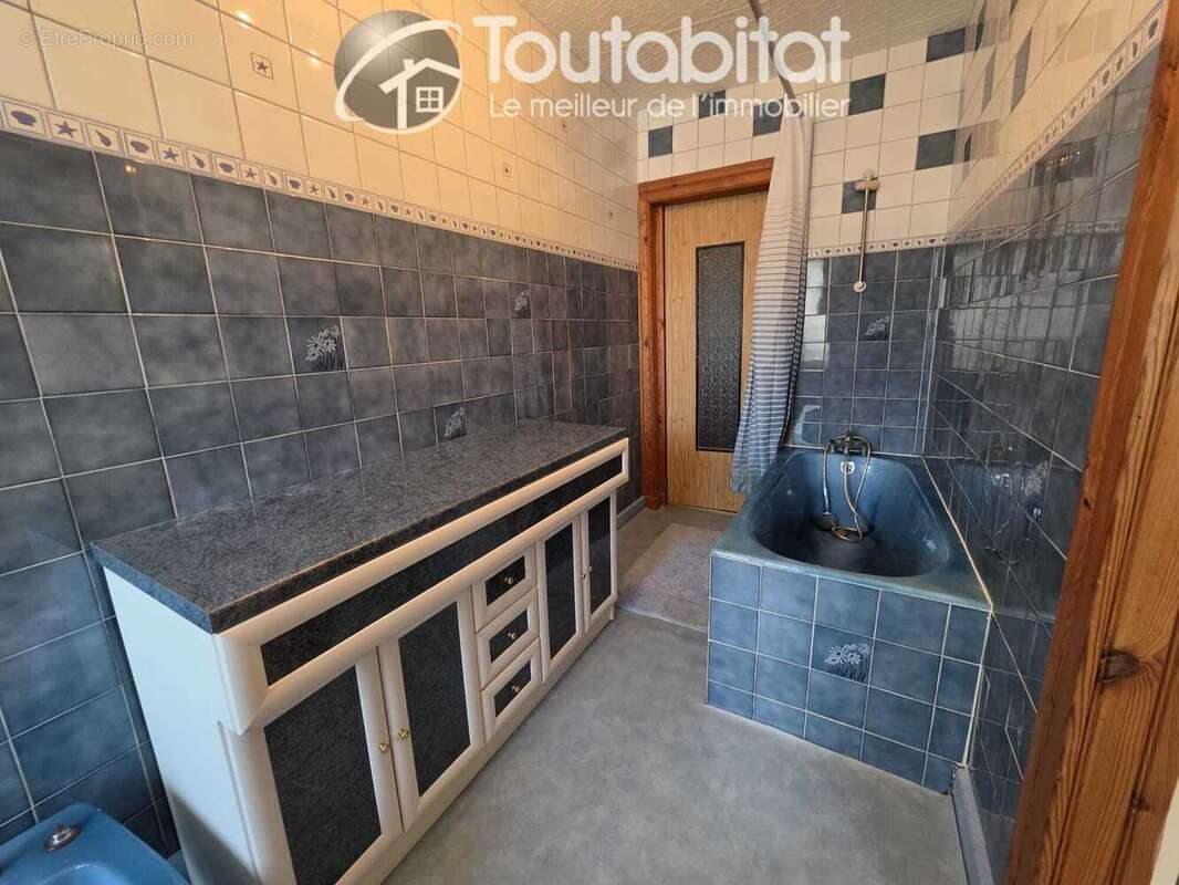 Maison à VRIGNE-AUX-BOIS