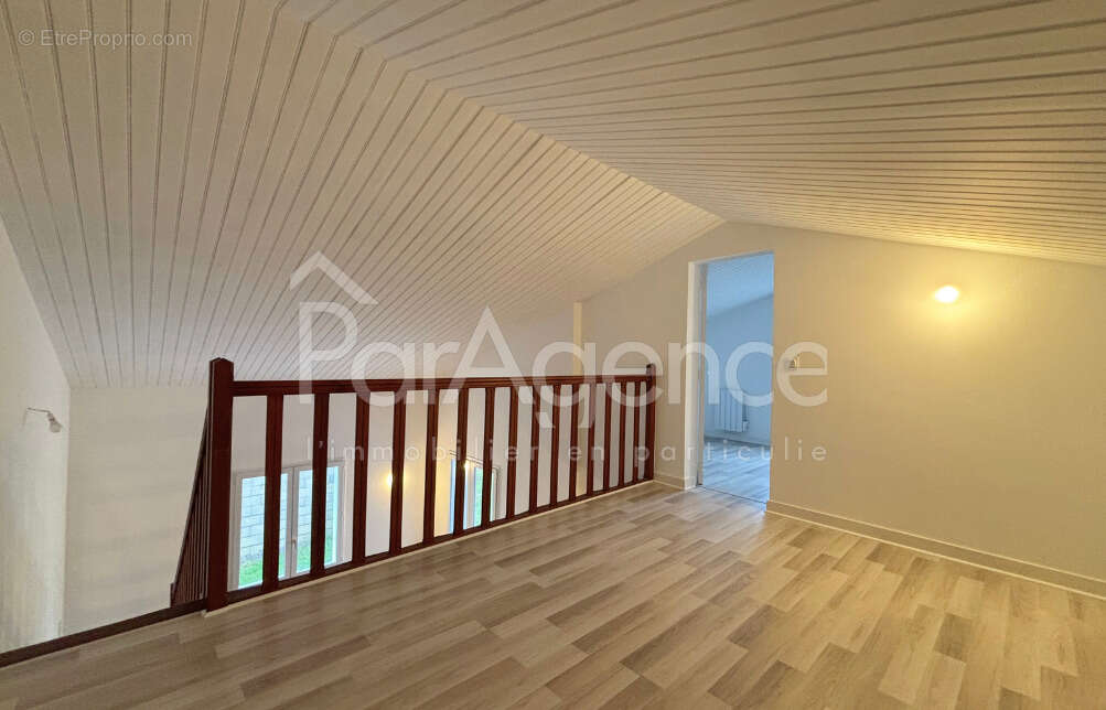 Maison à VAUX-SUR-MER