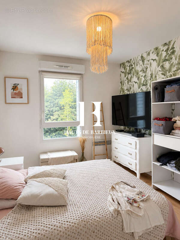Chambre 2 - Appartement à WASQUEHAL