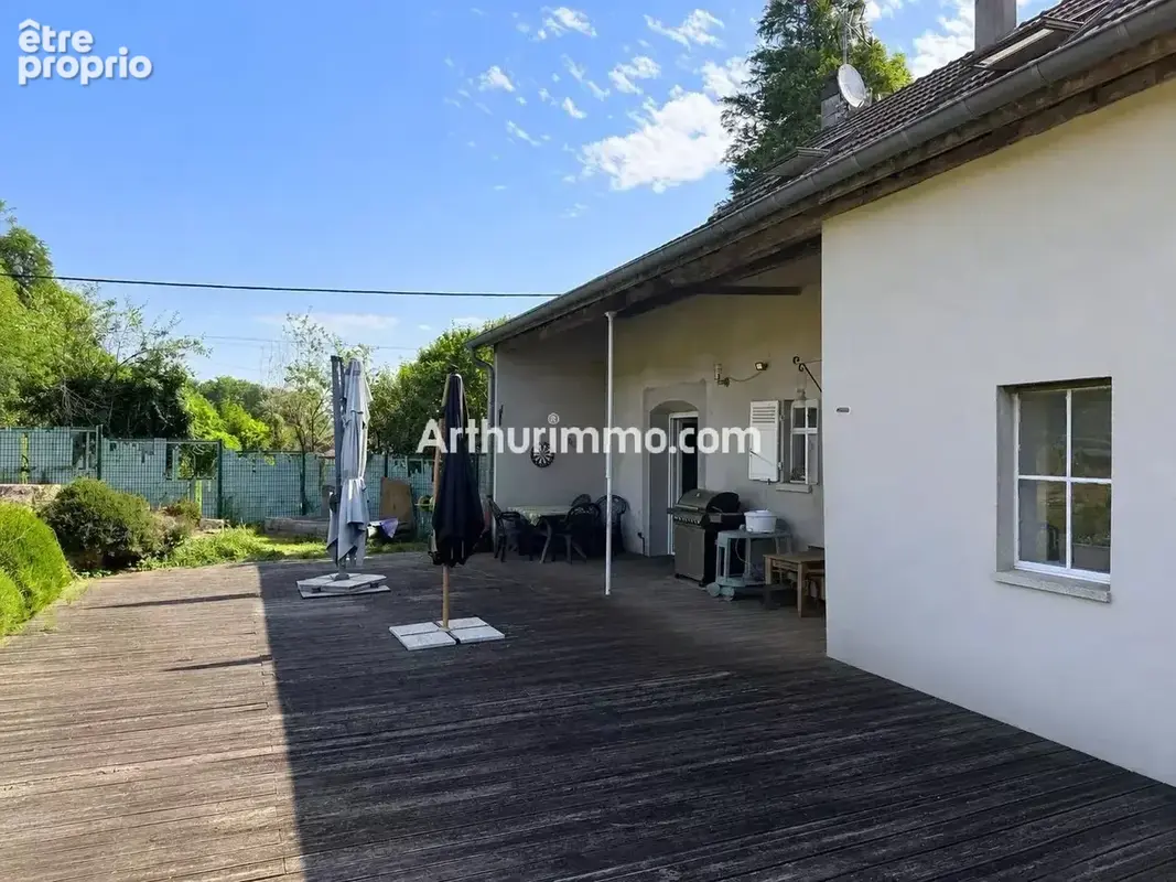 Maison à SAVIGNY-EN-REVERMONT