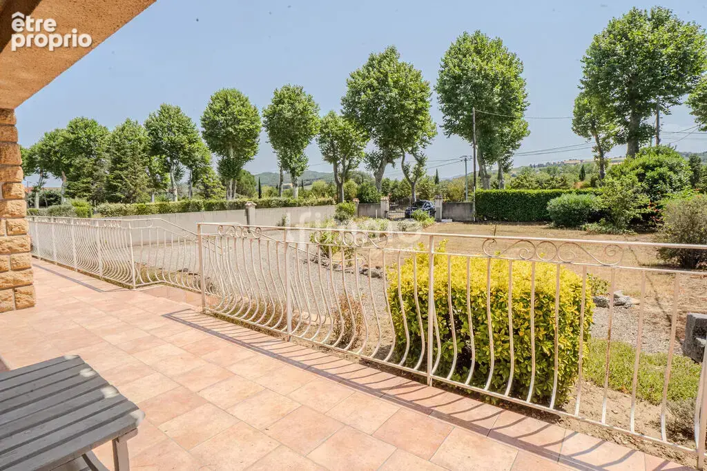 Maison de plain-pied avec jardin et grand garage - photo 19