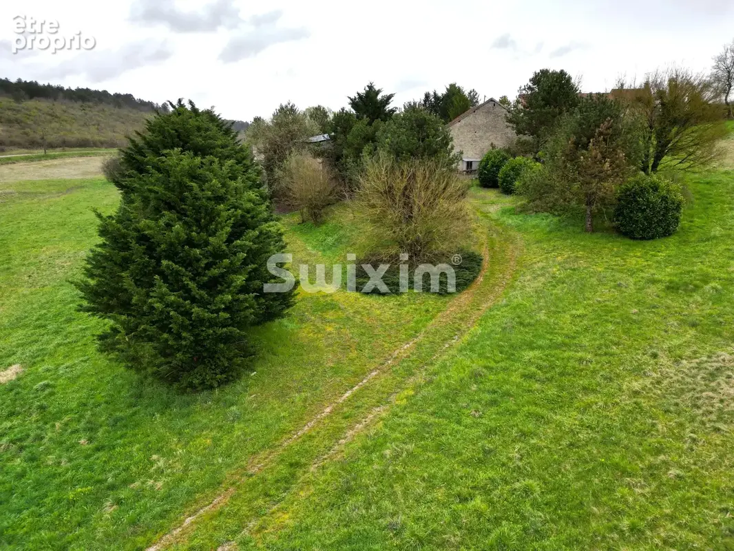 Propriété avec dépendances sur un terrain de 37 500m² - photo 16