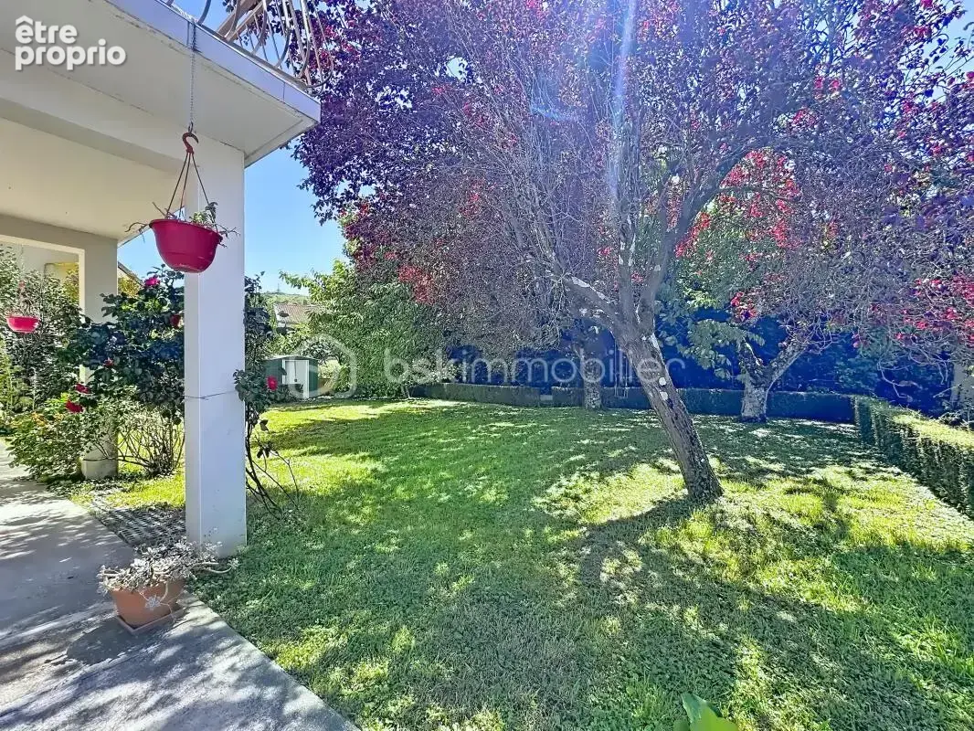 Maison familiale avec jardin de 700 m² – Quartier de la Commanderie – Échirolles - photo 7