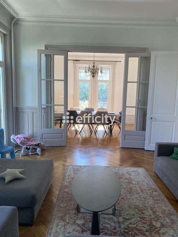 Maison à SAINT-ETIENNE