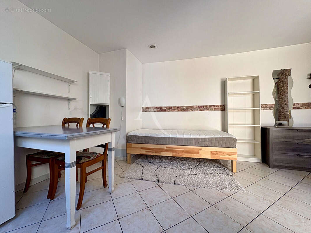 Appartement Orsay 1 pièce(s) 20.2 m2 - photo 3