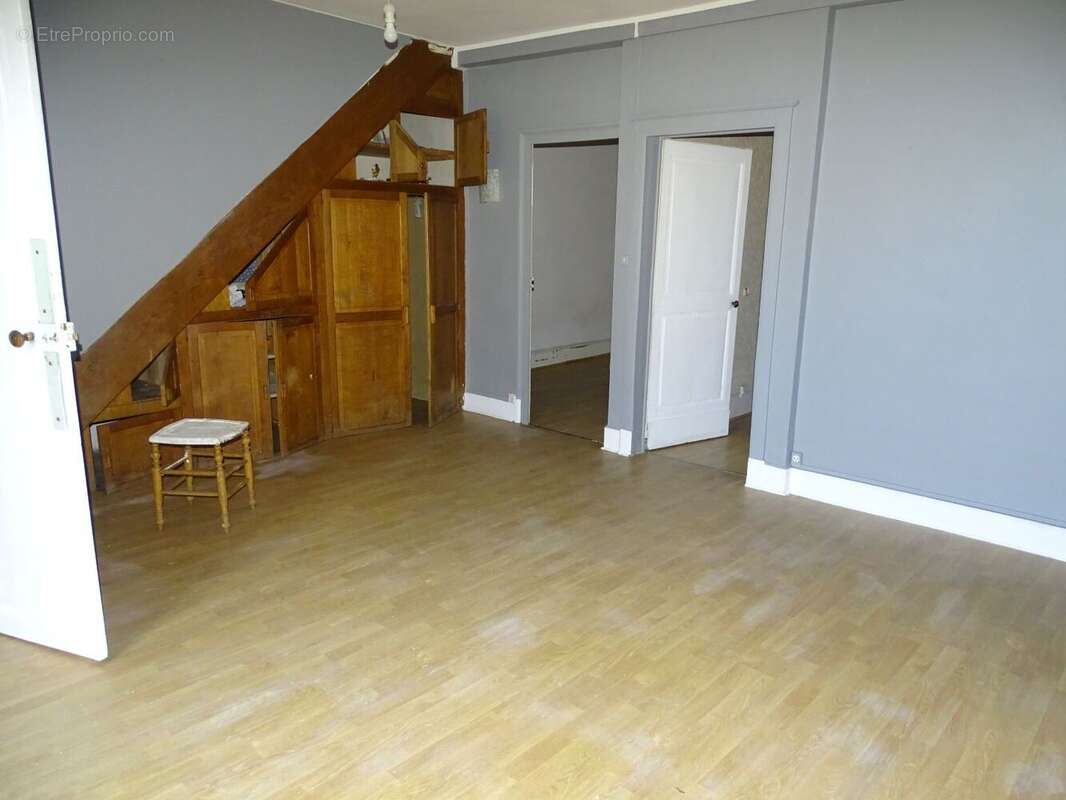 Appartement à CHATEAUNEUF-SUR-CHER