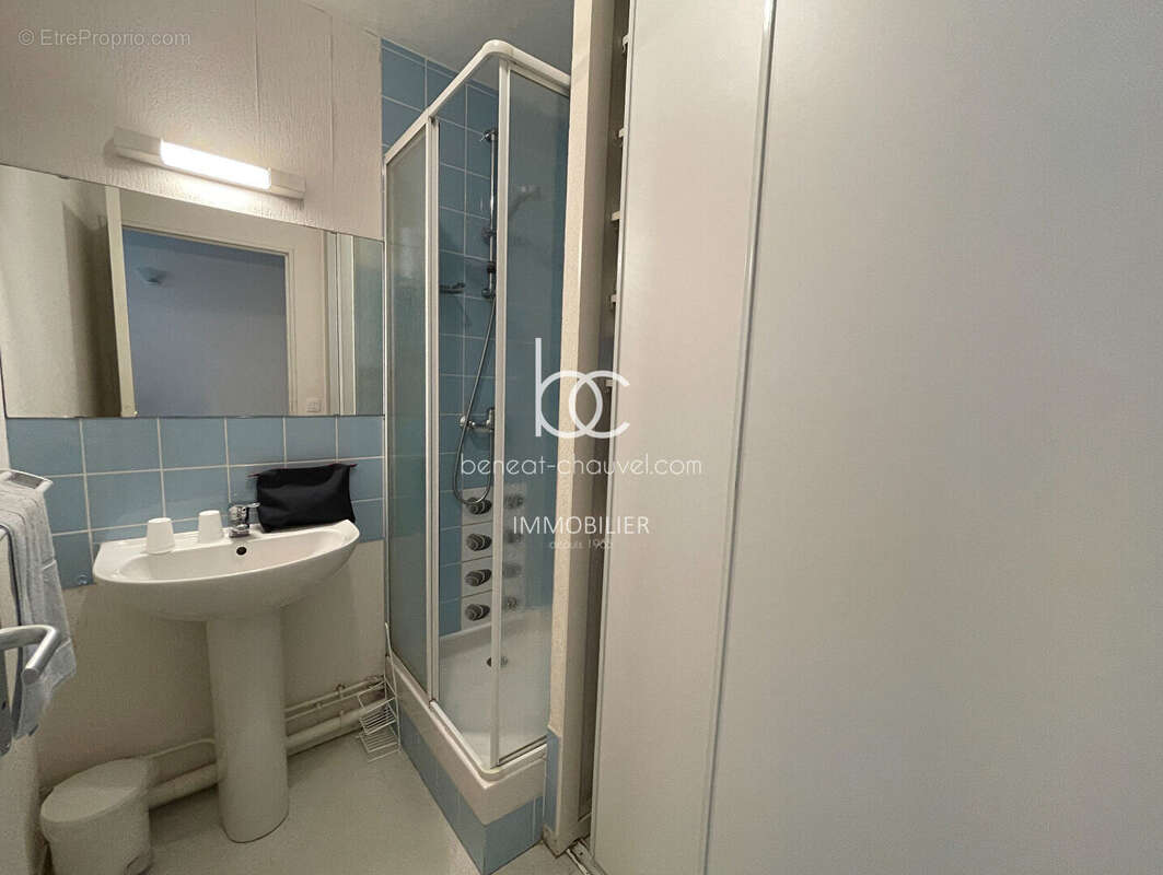 ARZON PORT CROUESTY - Appartement T2 vue port avec piscine ! - photo 6