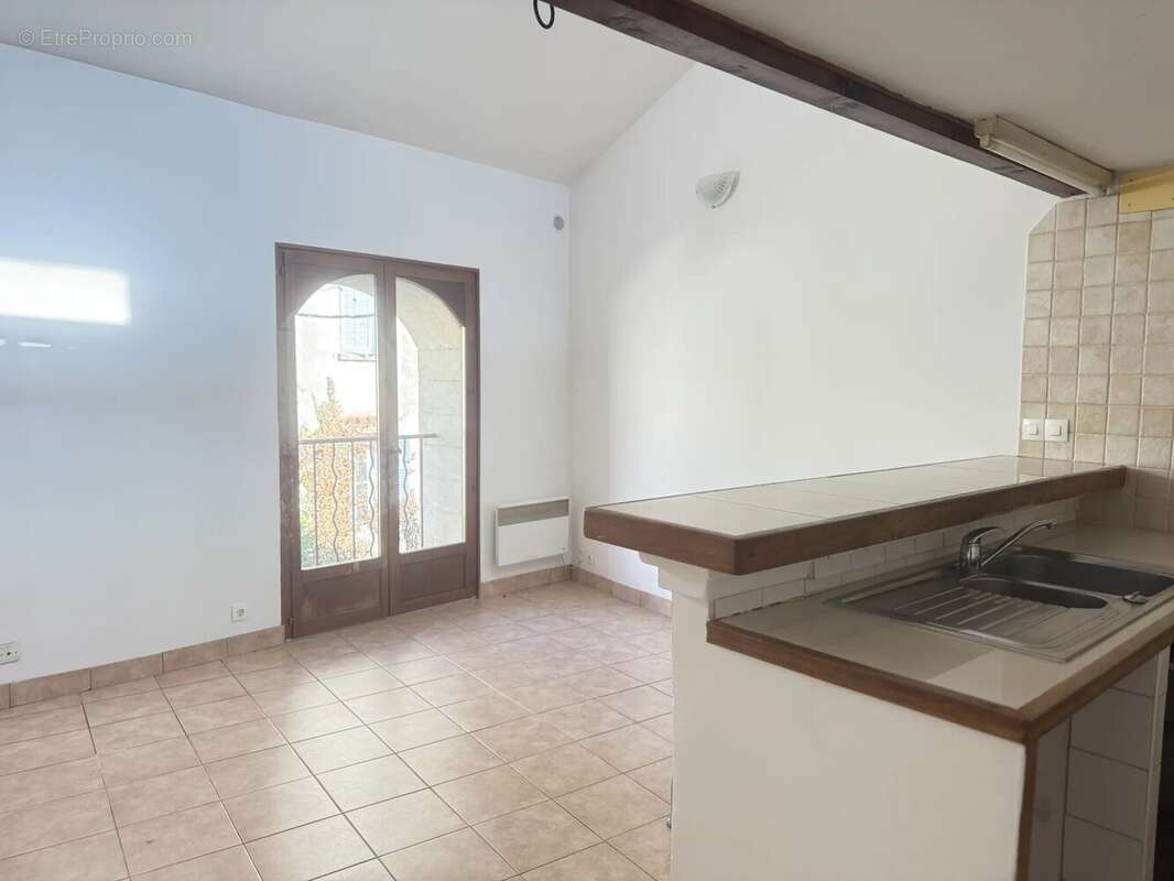 Appartement à SAINTE-ANASTASIE-SUR-ISSOLE