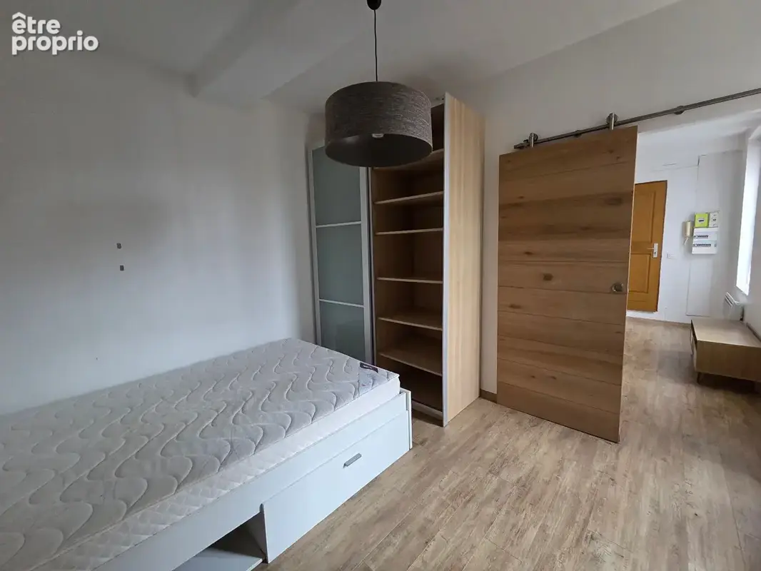 Appartement t2 meublé centre ville de saint quentin - photo 4
