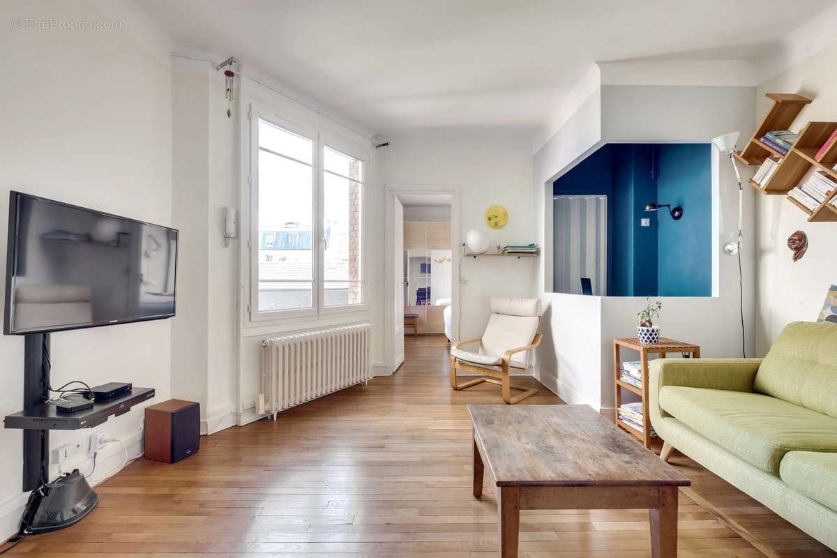 Appartement à PARIS-17E