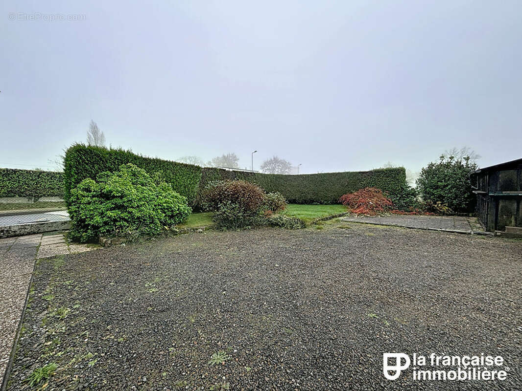 Maison à LA BOUEXIERE